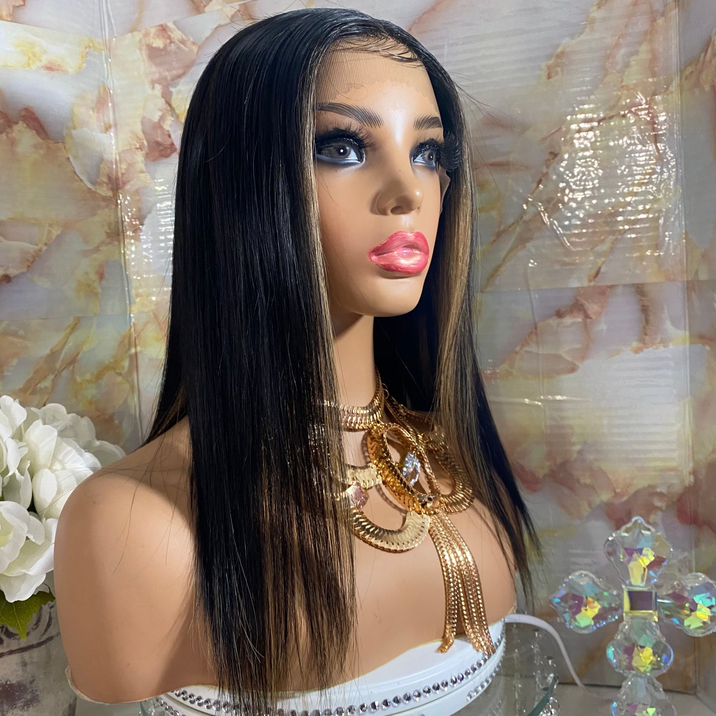 Shanae ’ 16 Inch Straight style, 100% Human Hair Lace Front